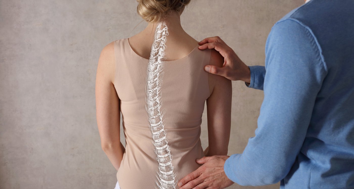Best Scoliosis Treatment in Delhi NCR | Dr. Manoj Kumar | Best Spine Specialist in Delhi